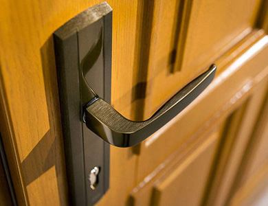 竞秀24小时上门开锁公司